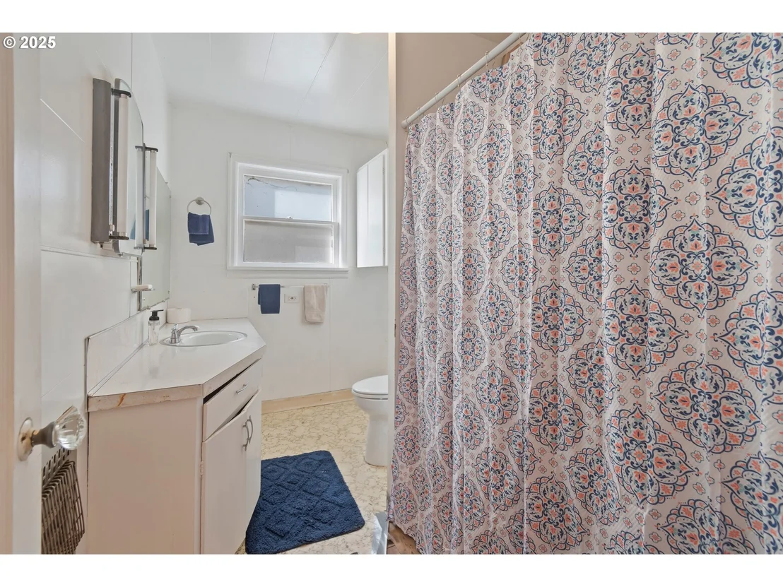 Photo of 412 GARDNER AVE