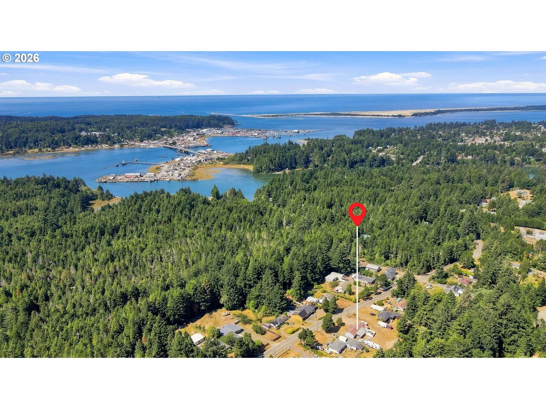 Photo of 62941 CROWN POINT RD