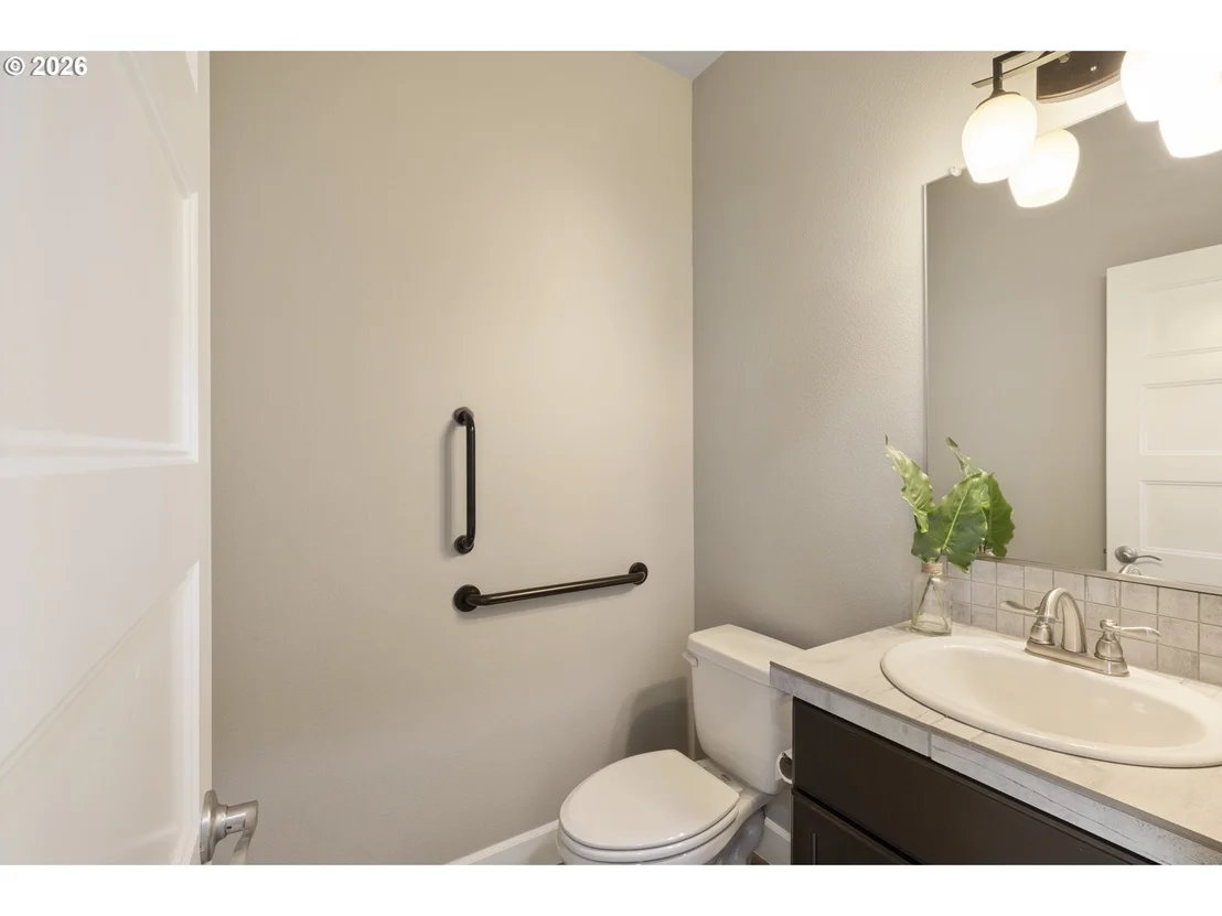 Photo of 2256 HEATHER WAY