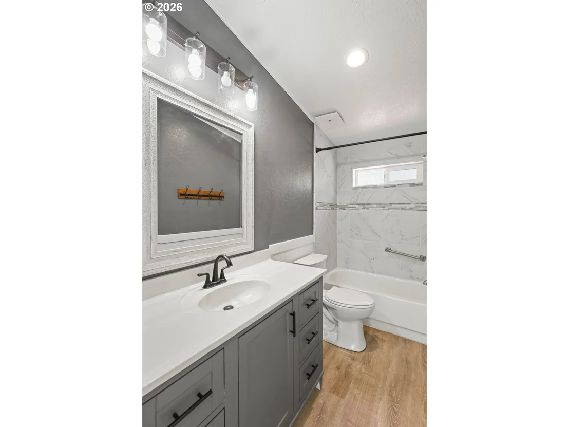 Photo of 235 DEARING WAY