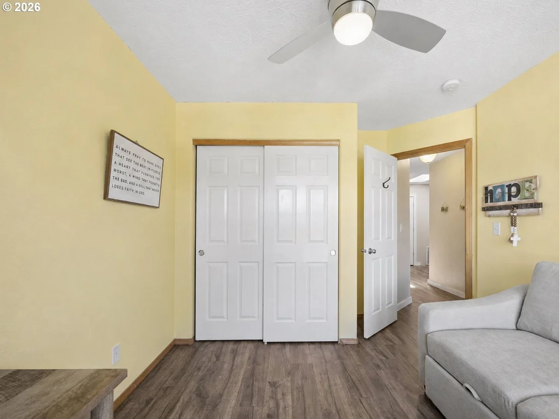 Photo of 644 SE MYRTLEWOOD PL