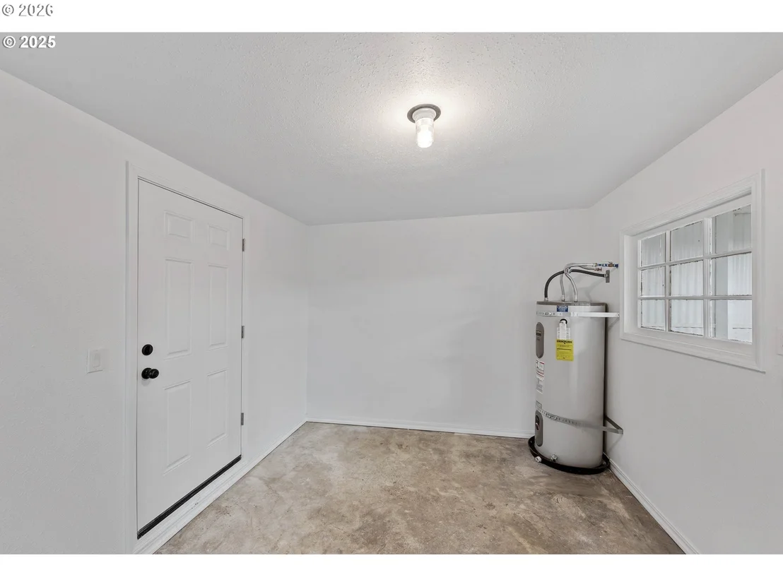 Photo of 165 N 15TH ST