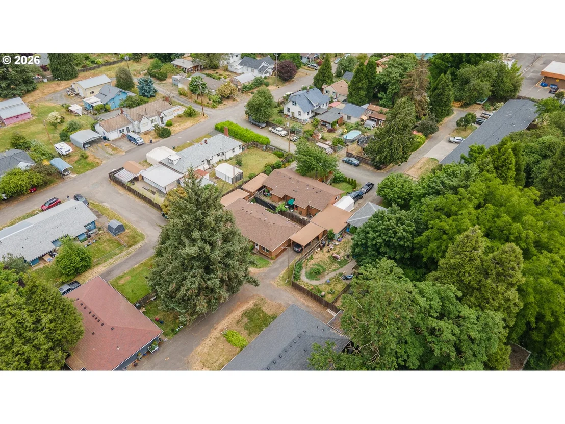 Photo of 229 HOLEMAN AVE