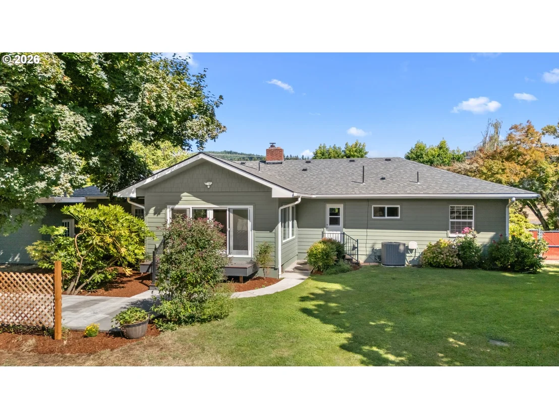 Photo of 39200 CAMP CREEK RD