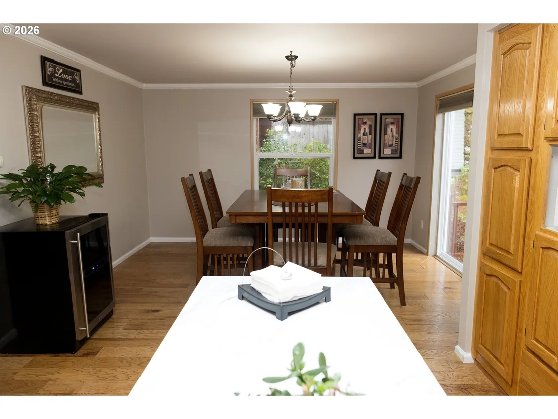 Photo of 327 SOUTHRIDGE DR