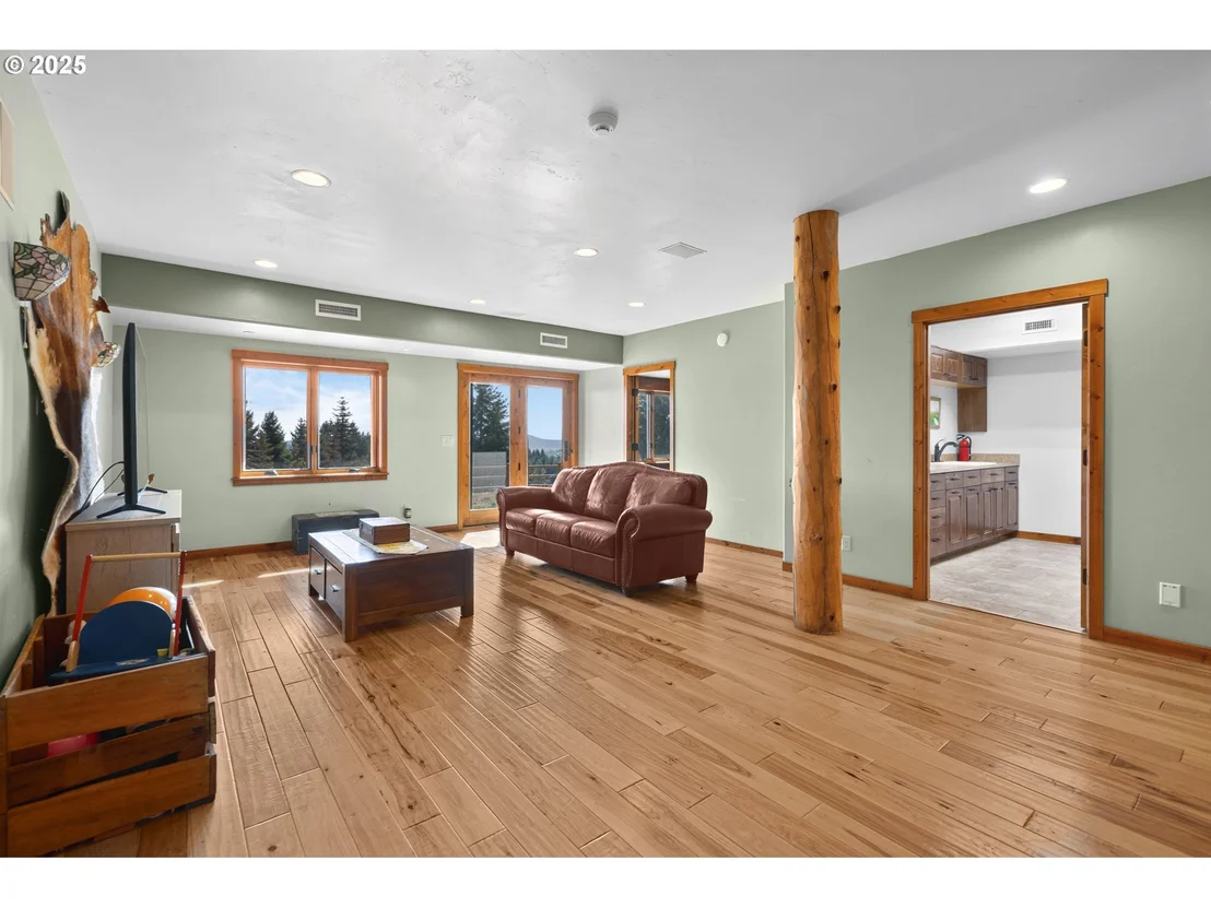 Photo of 25148 SMITTYS PL