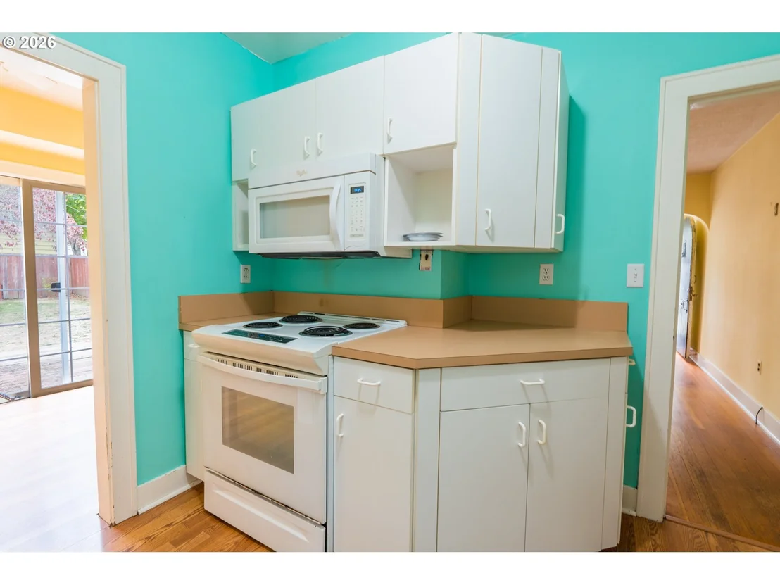 Photo of 495 20TH ST SE
