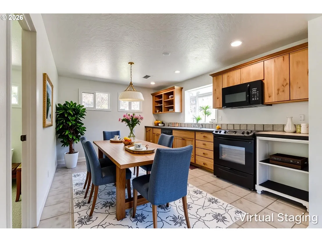 Photo of 280 REGAL CT