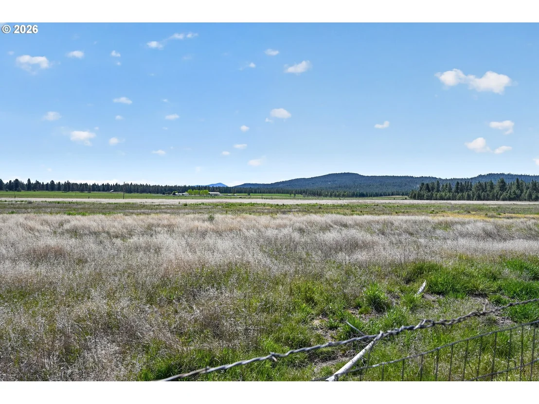 Photo of 25660 SPRAGUE RIVER RD