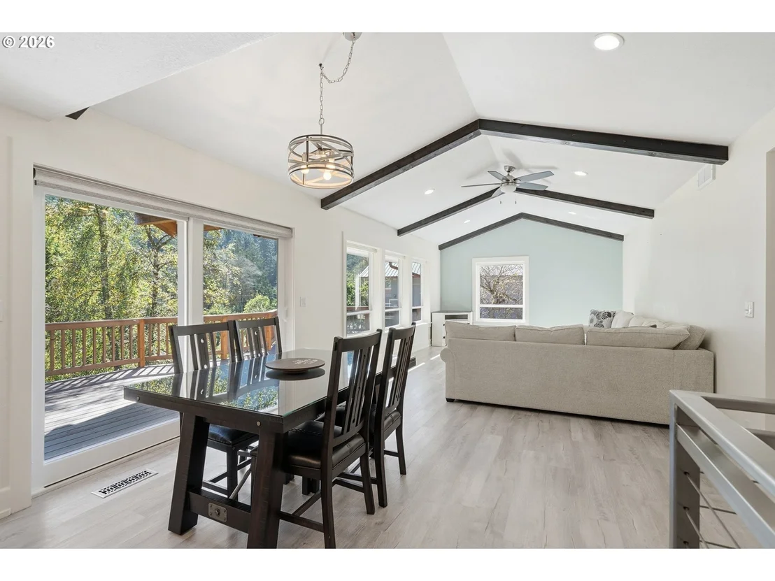 Photo of 15540 TRASK RIVER RD