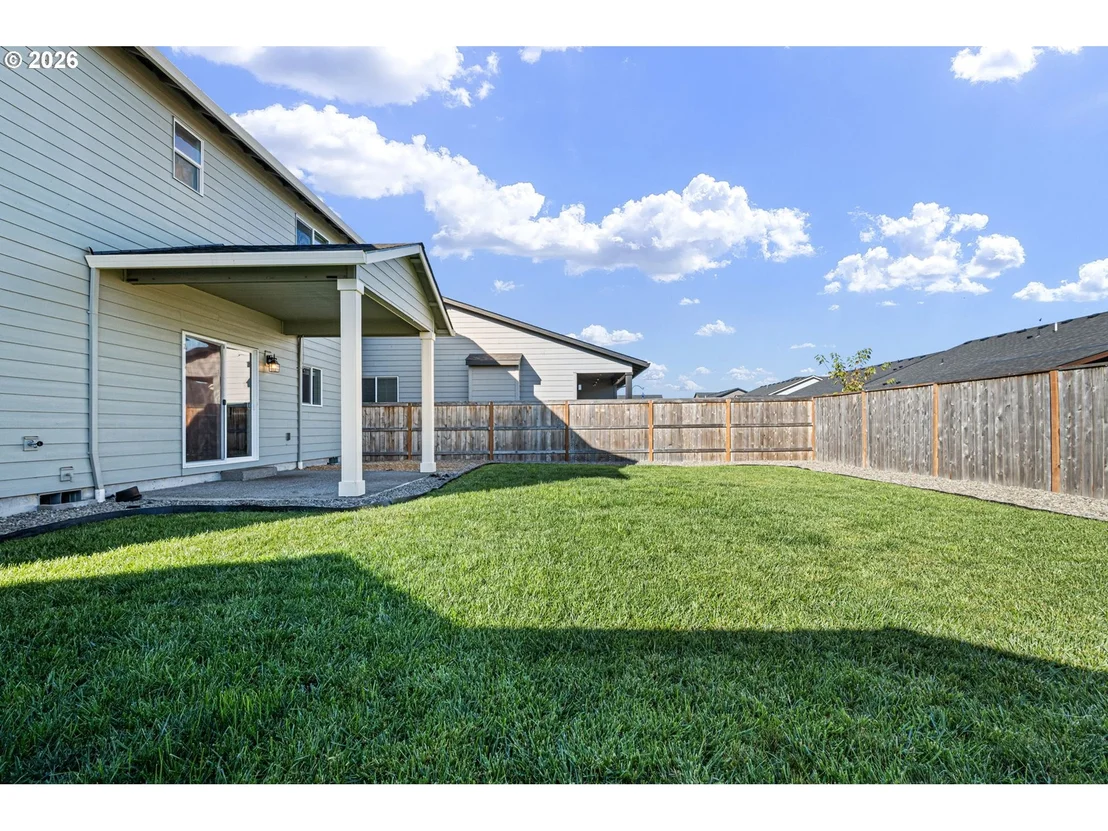 Photo of 2452 W 9TH AVE