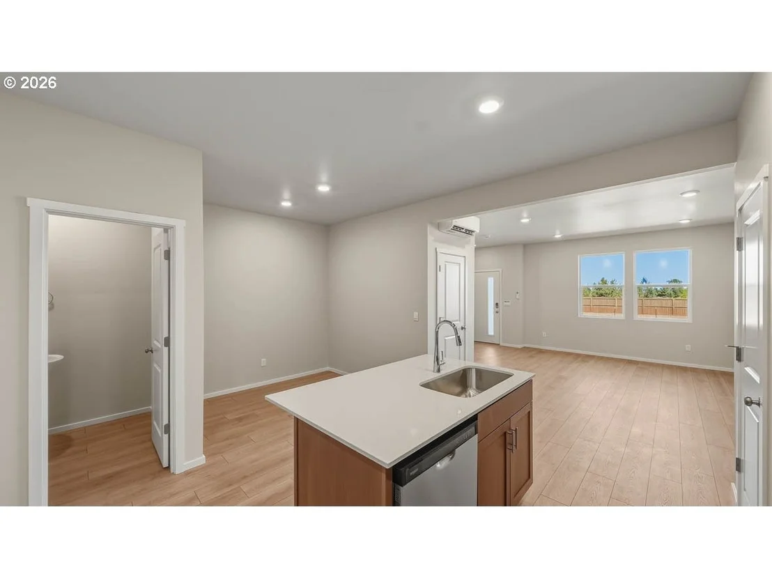 Photo of 6224 SE Lusted RD