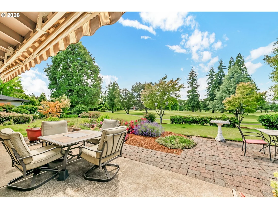 Photo of 1922 SPRINGHILL DR