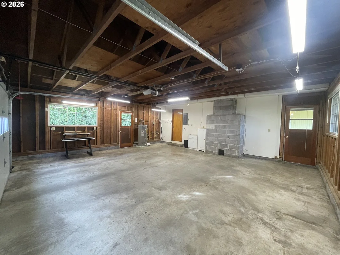 Photo of 853 CLARK ST