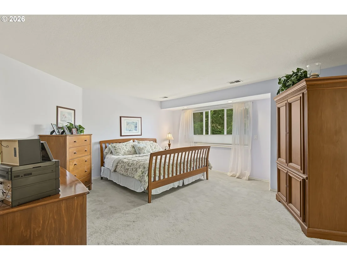 Photo of 501 NW MAWRCREST PL
