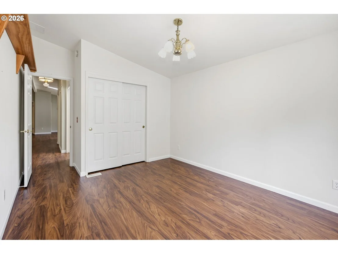 Photo of 489 SHERWOOD LOOP