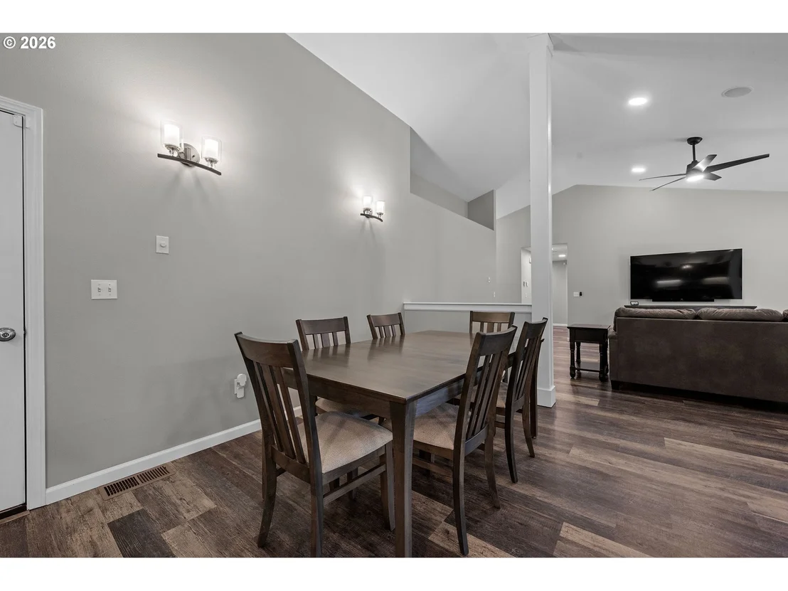 Photo of 92389 SIMONSEN RD