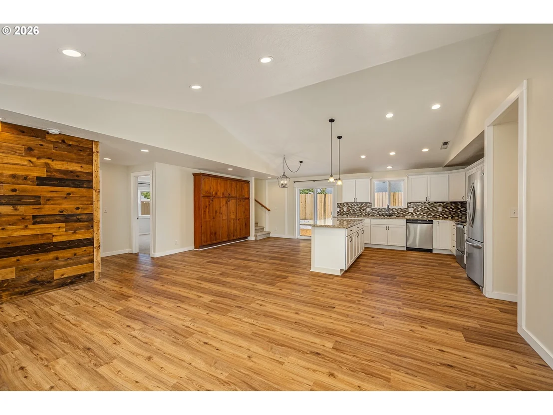 Photo of 3990 DOUGLAS DR