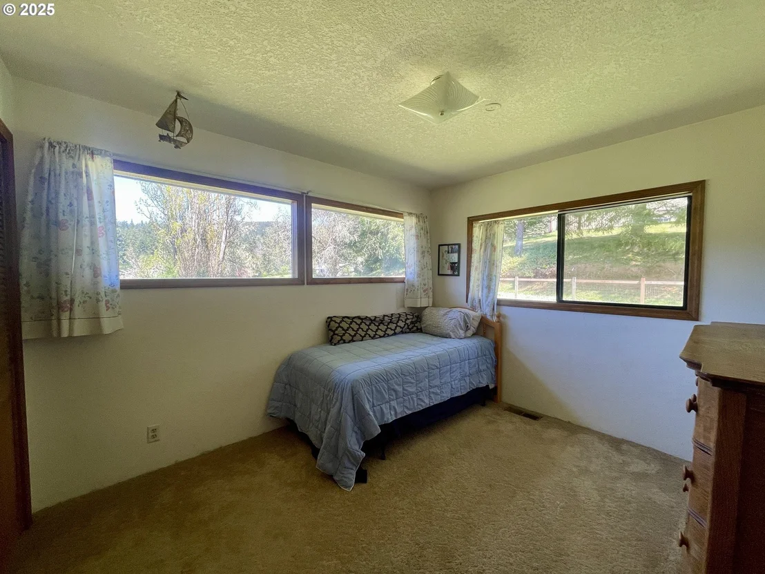 Photo of 54824 ROBINSON RD