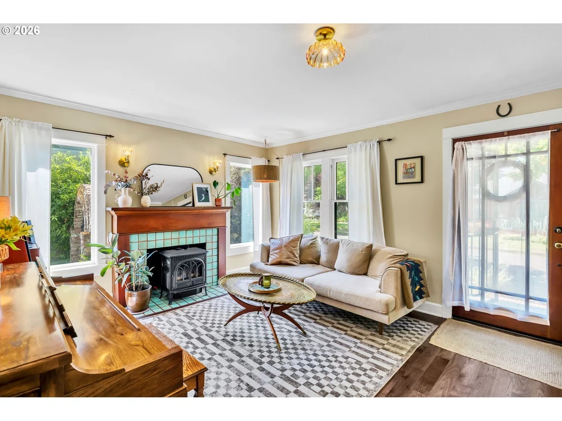 Photo of 39 ASH ST