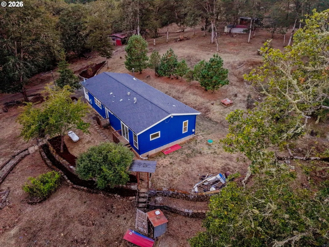 Photo of 1623 LOWER CREST RD