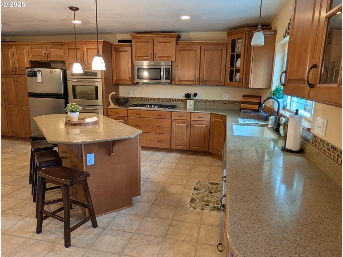 Photo of 4166 SW PERKINS AVE
