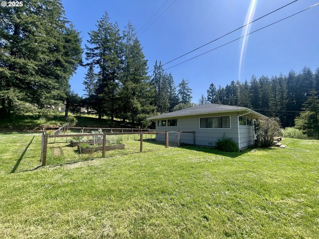 Photo of 54824 ROBINSON RD