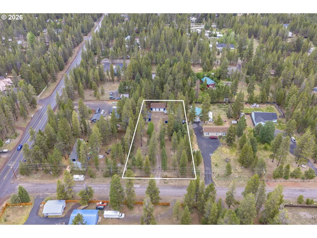 Photo of 16024 LEONA LN