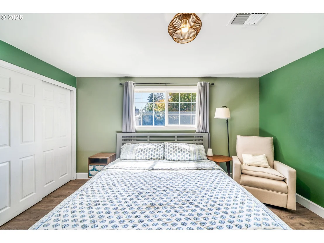 Photo of 276 KNIGHT AVE