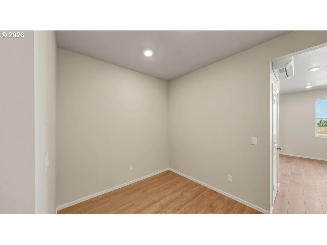 Photo of 3512 SW Royal AVE