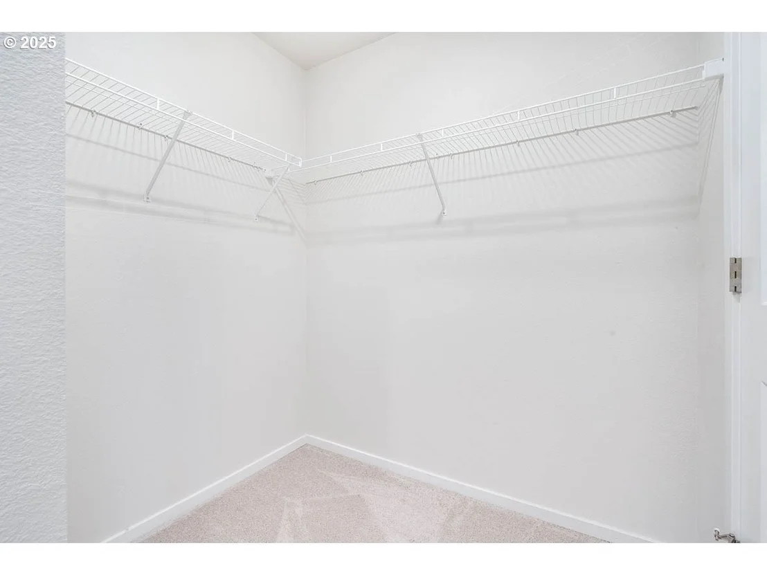 Photo of 422 Reno ST NE