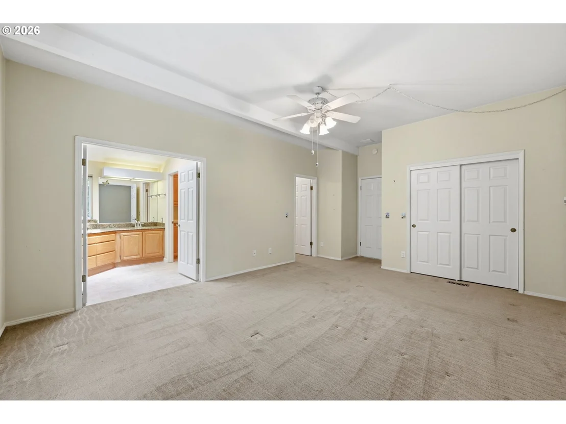 Photo of 489 SHERWOOD LOOP