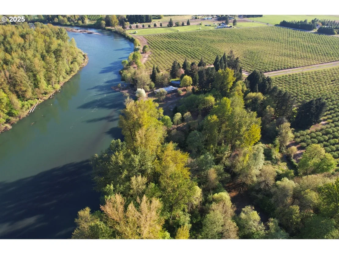 Photo of 93579 RIVER RD