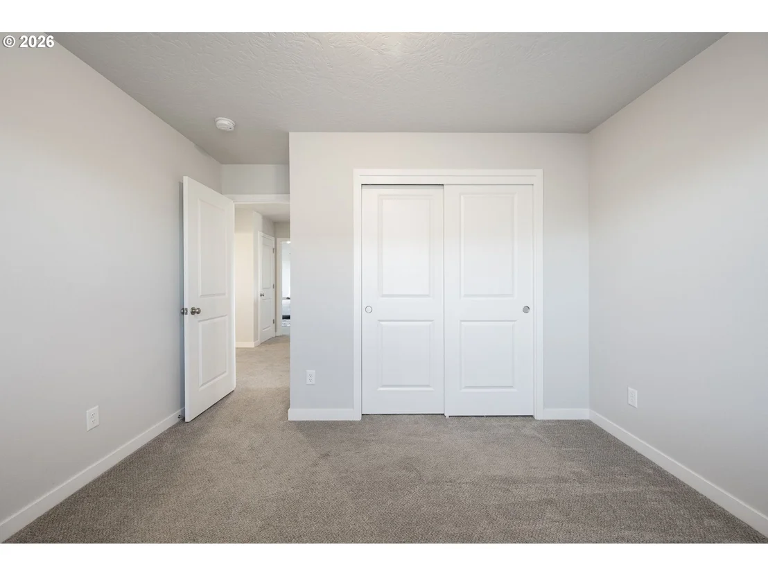 Photo of 2452 W 9TH AVE