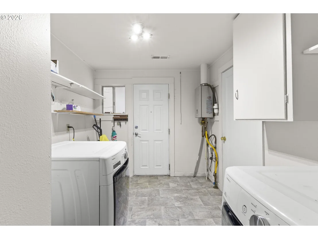 Photo of 1923 MAPLE ST