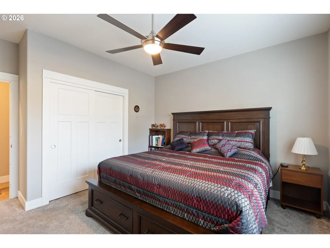 Photo of 582 FAIRWAY ESTATES DR