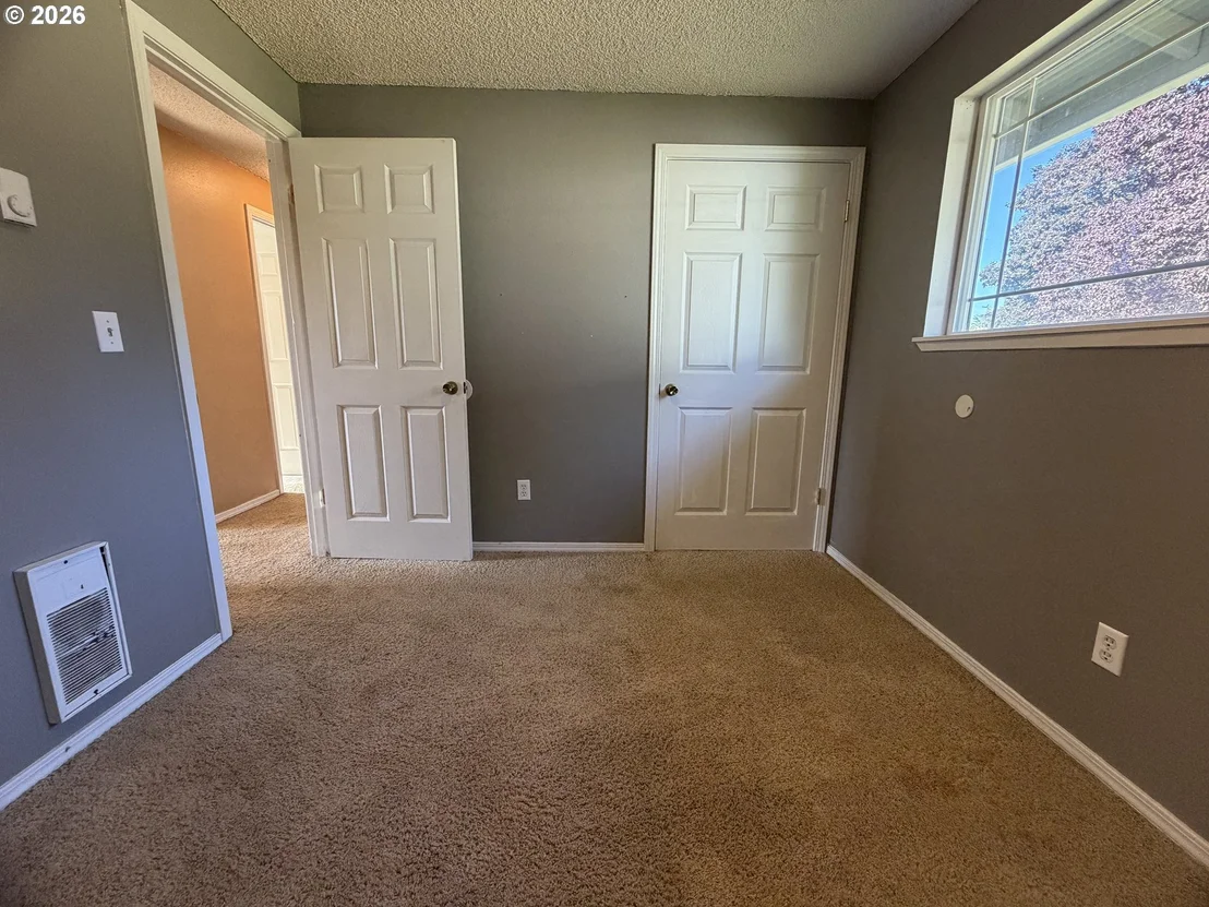 Photo of 5120 NE 139TH LOOP