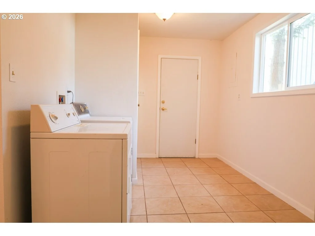Photo of 610 TIARA ST