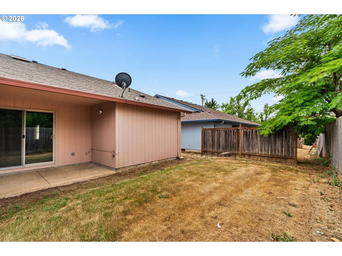 Photo of 630 BENJAMIN AVE