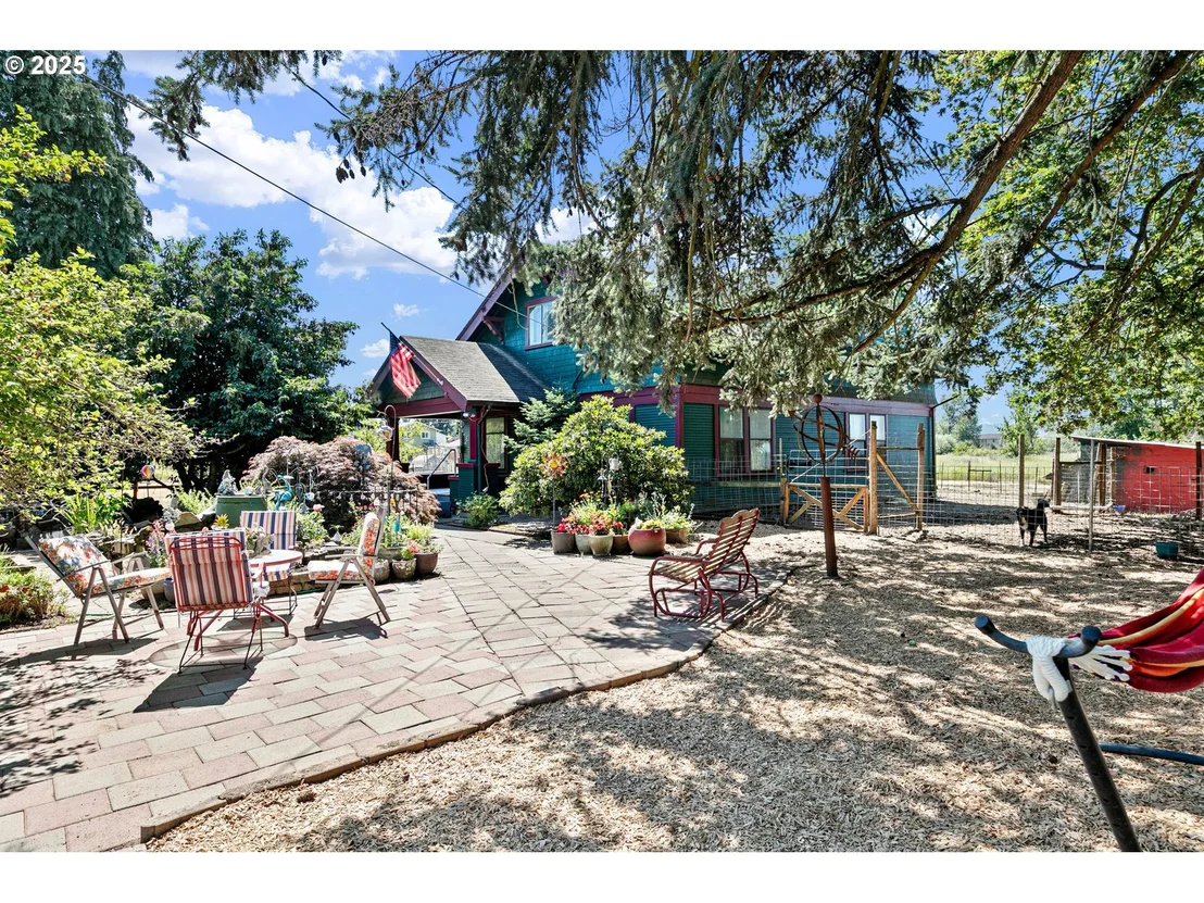Photo of 5320 ROYAL AVE