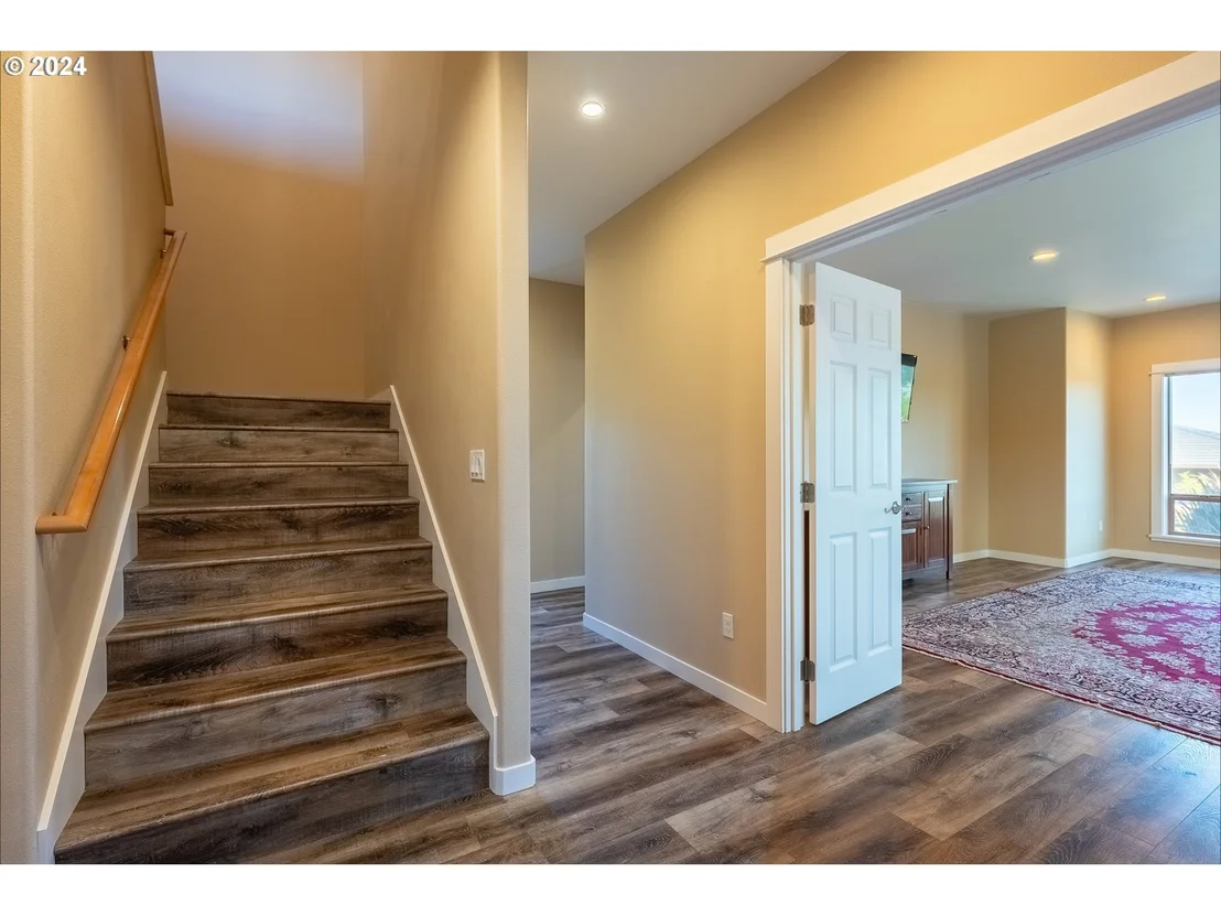Photo of 21 TWIN TREE CT