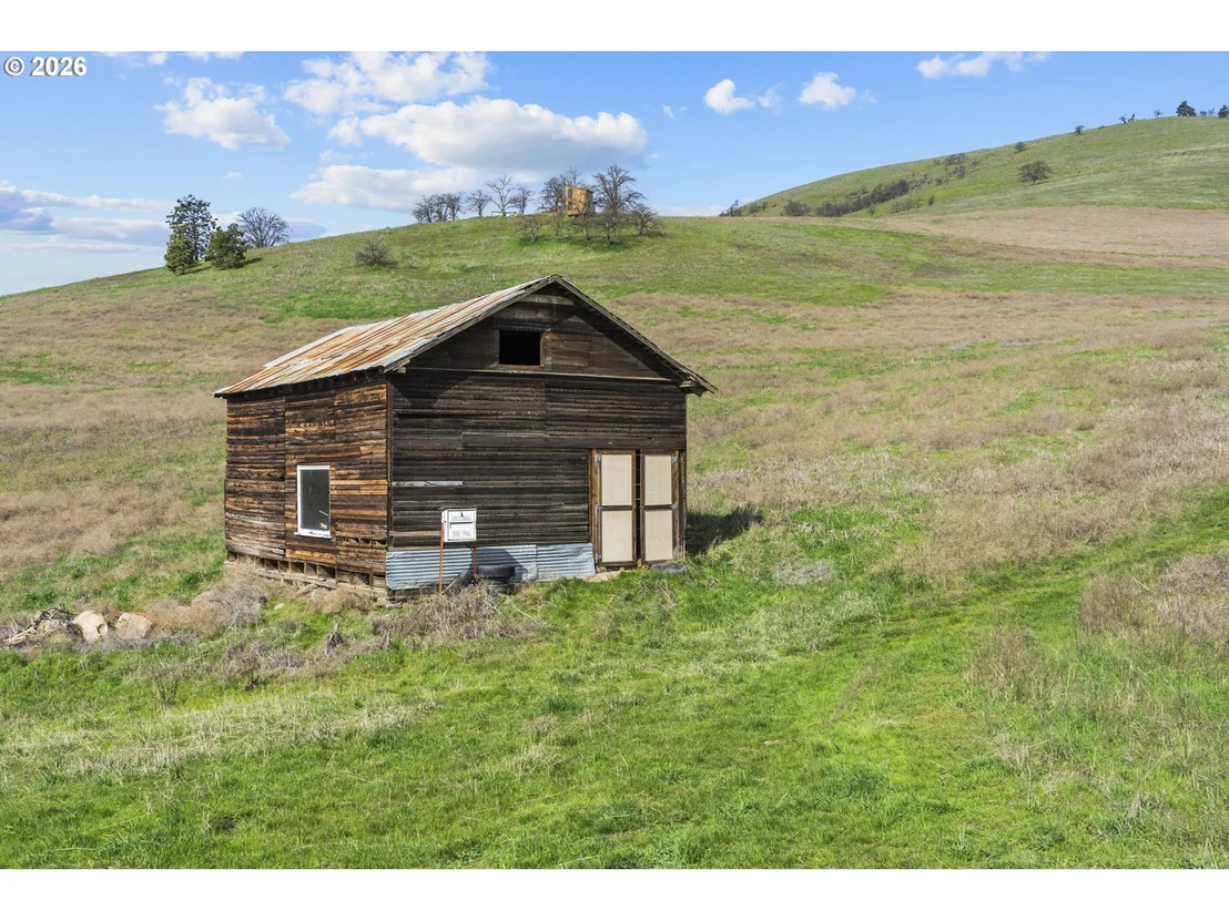 Photo of 3465 THREE MILE RD