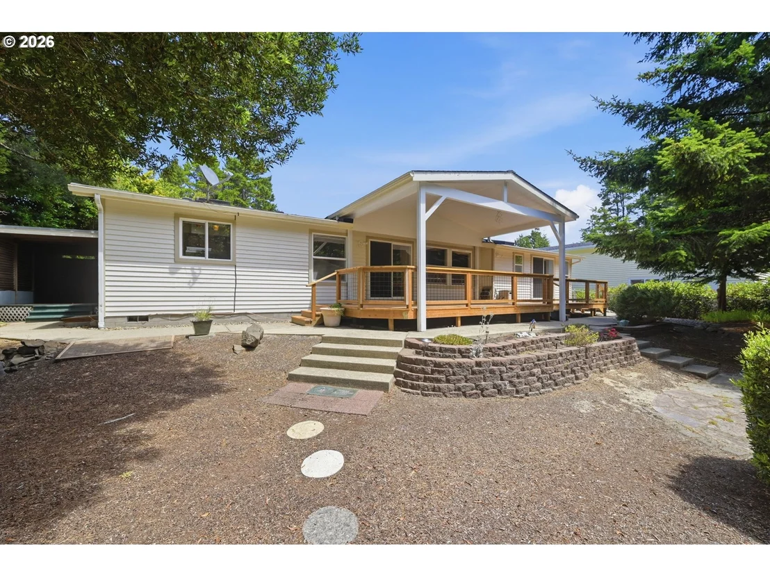 Photo of 489 SHERWOOD LOOP