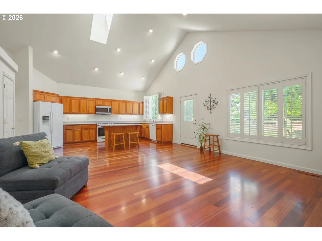Photo of 4168 TORRINGTON AVE