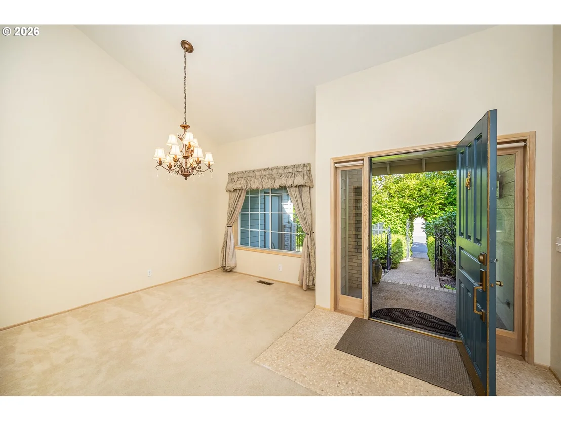 Photo of 1625 VICTORIAN WAY