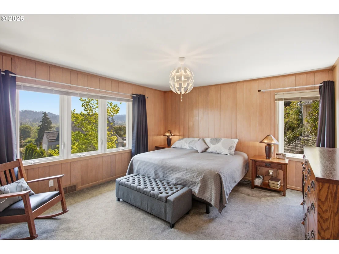 Photo of 60 W 22ND AVE