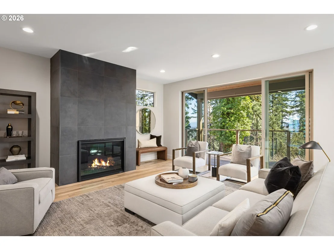 Photo of 2969 CAPITAL DR