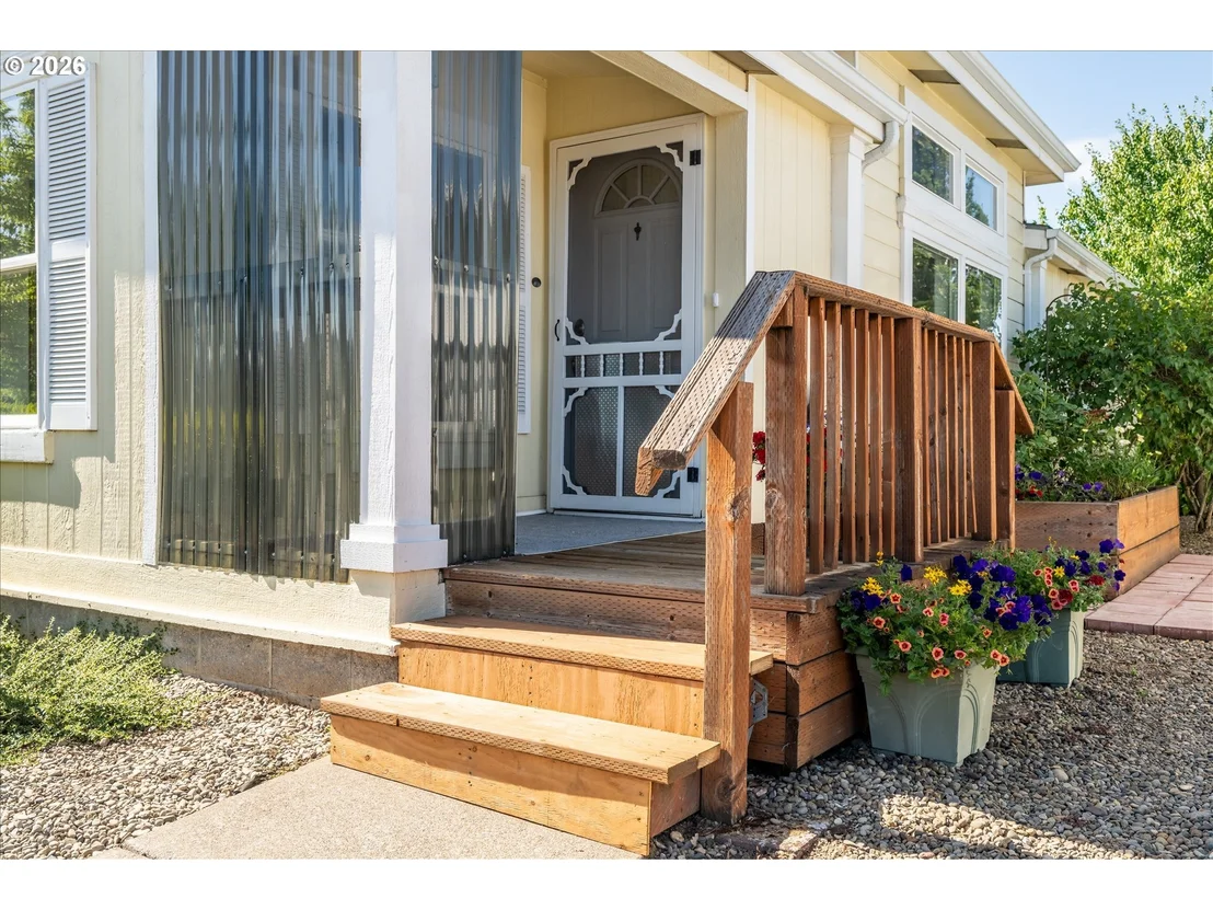 Photo of 2242 MAIA LOOP