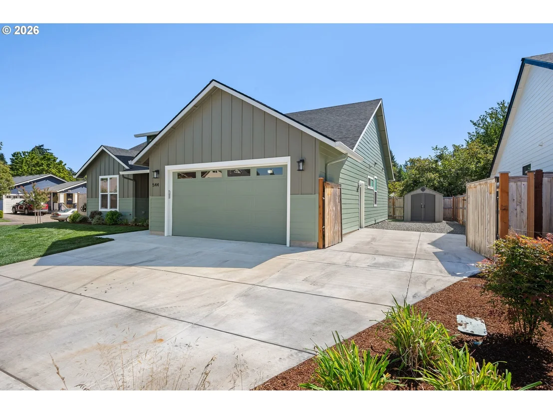 Photo of 544 BUSTER LN