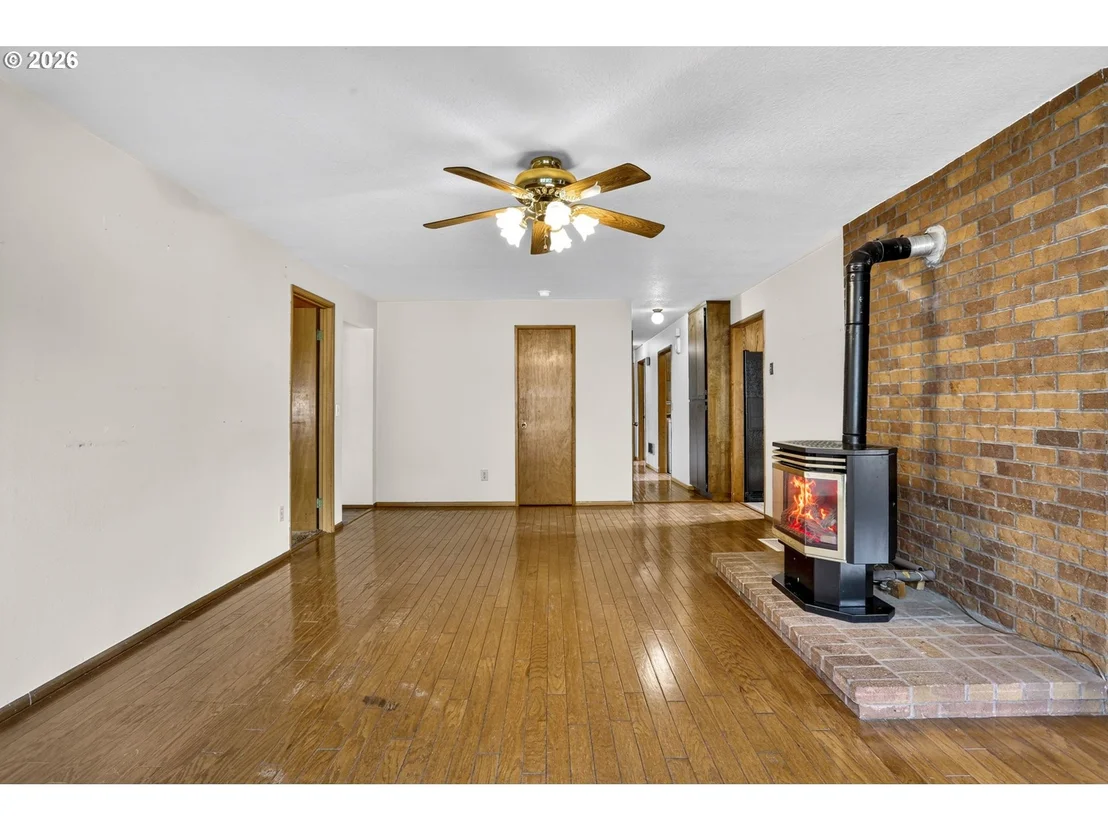Photo of 8490 SE DOWN WAY